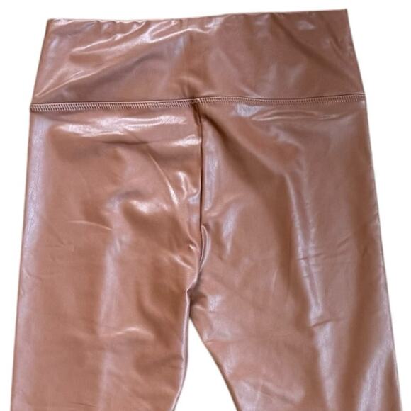 Saks Fifth Avenue Faux Leather Pull On Pants Brown Tapered Elastic Waist Medium - Picture 8 of 10
